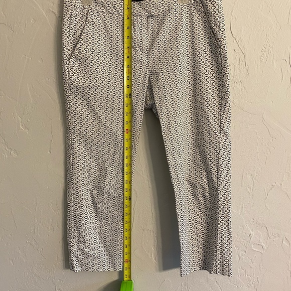 Cropped pants. Size 8. Audrey and Celine brand name. Great work pants. - Picture 2 of 4